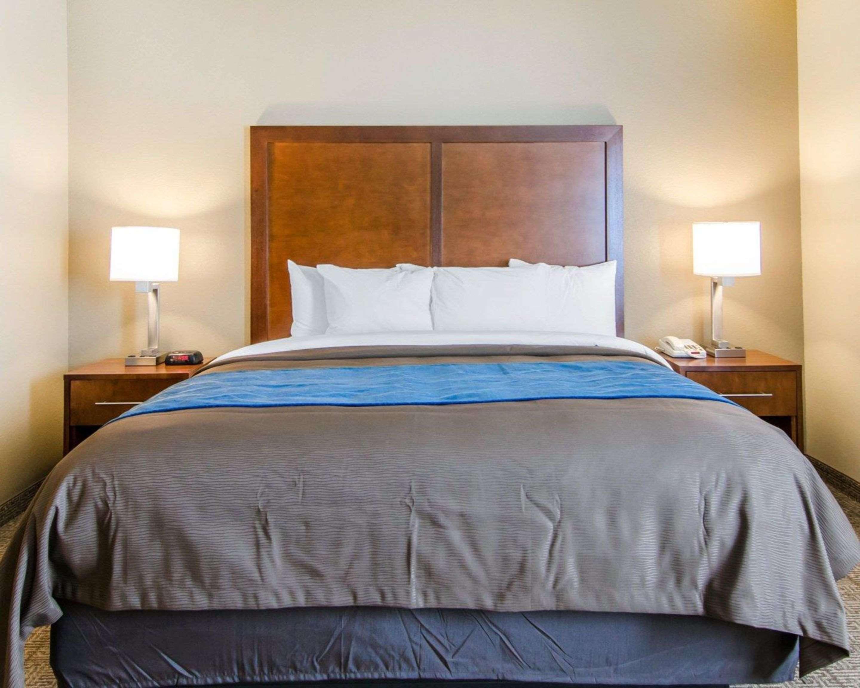 Comfort & Airport - Area Hotel 3*