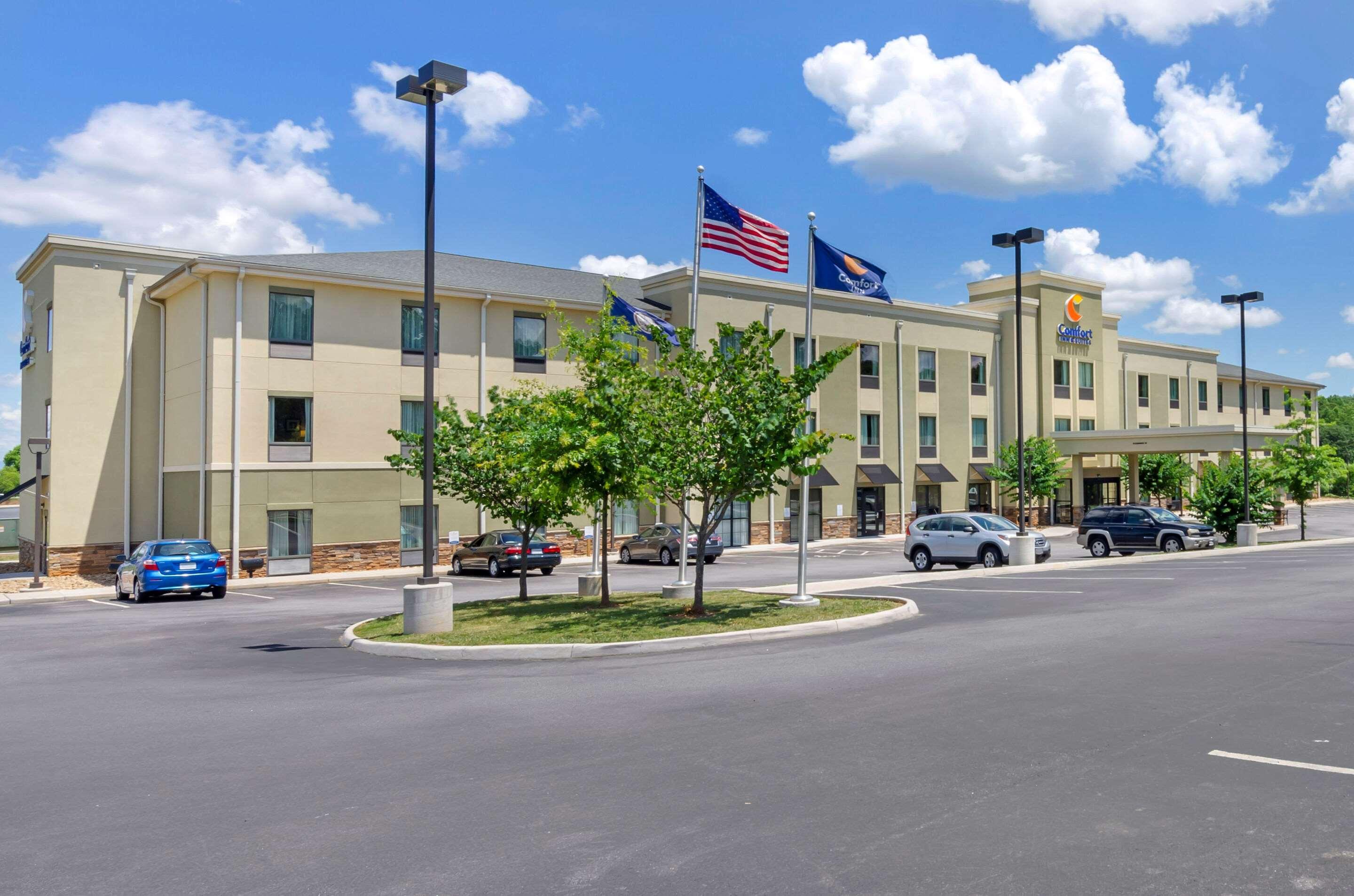 Comfort & Airport - Area Hotel Lynchburg