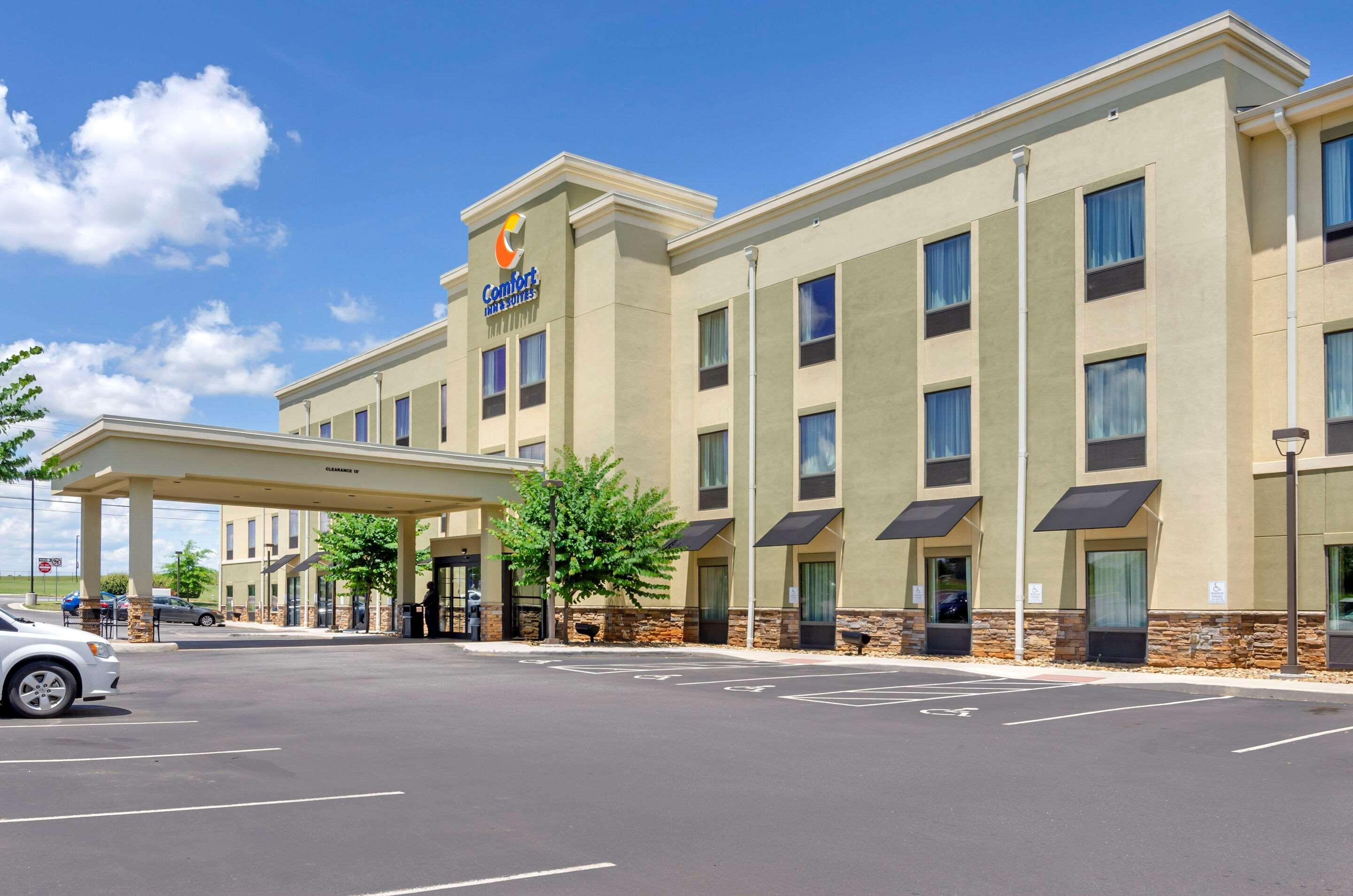 Hotel Comfort & Airport - Area Lynchburg